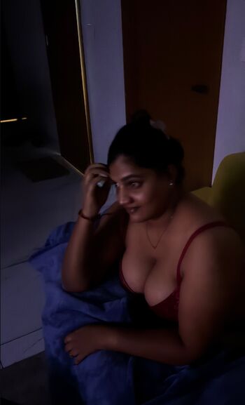 Saranya Santhosh