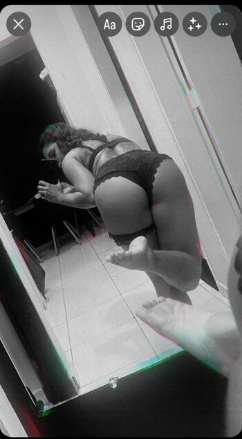 Full leaked Sarmidai page private onlyfans photo