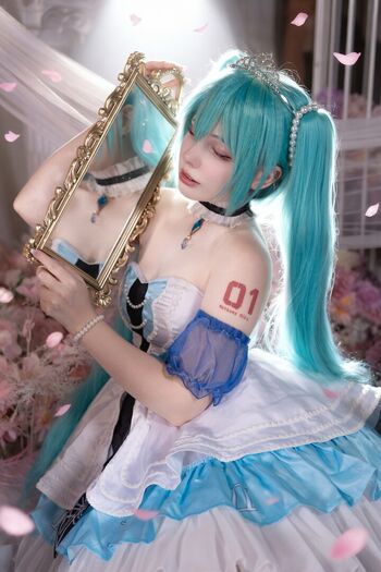 Saya Scarlet