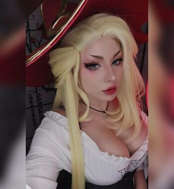 Scarlett Sirene