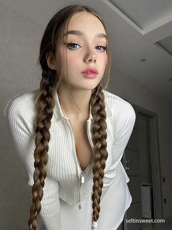 Full leaked Seltin private onlyfans photo