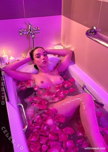 Full leaked Seltinofficial page private onlyfans photo