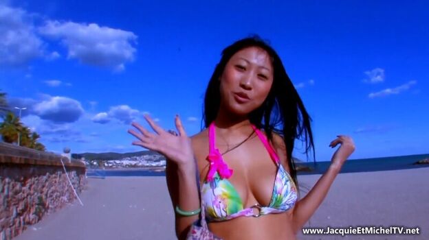 Sharon Lee