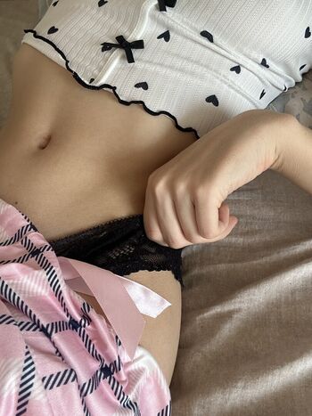 Shy_Amelia