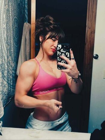 Full leaked Fiona mae / private onlyfans photo