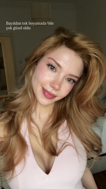 Full leaked Snowmaiid page private onlyfans photo