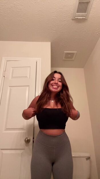 Full leaked Ellenofficial/ private onlyfans photo