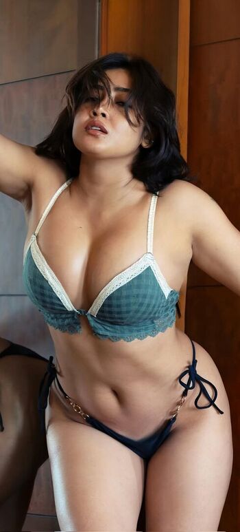 Full leaked Sofia ansari page private onlyfans photo