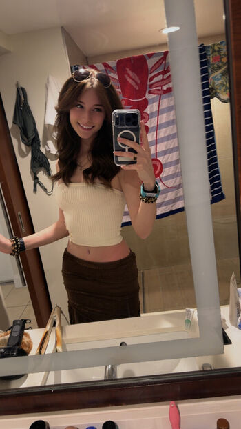 Full leaked Soggyalien  page private onlyfans photo