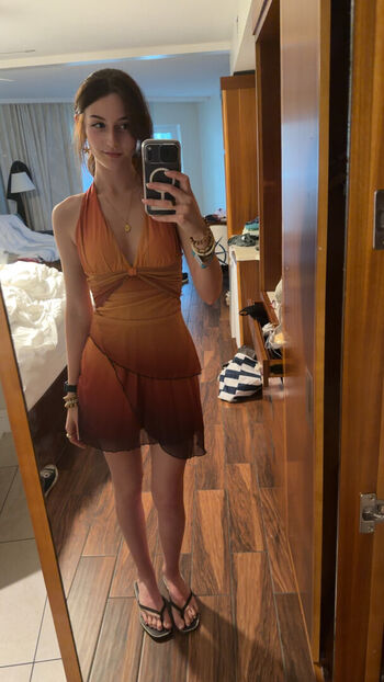Full leaked Soggyalien private onlyfans photo