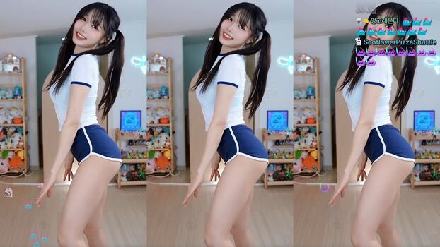 Full leaked Sooflower page private onlyfans photo
