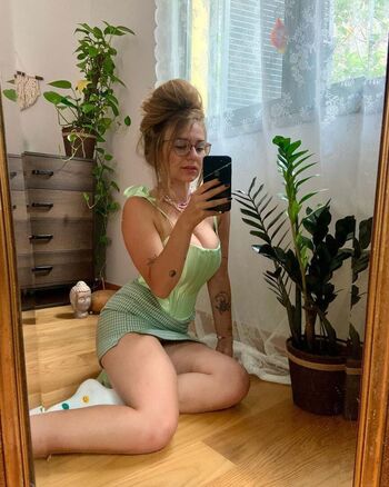 Full leaked Soph stardust private onlyfans photo