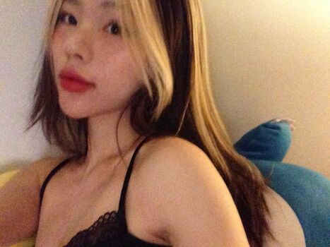 Full leaked Soph page private onlyfans photo