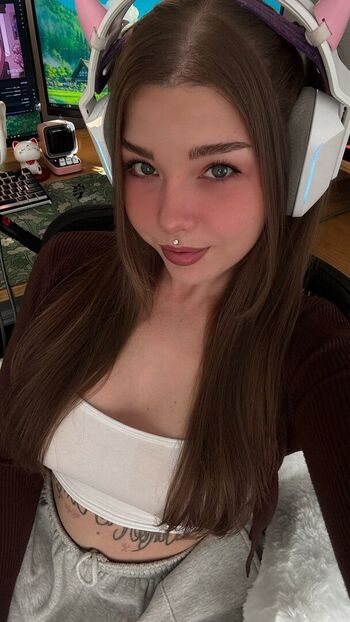 Squishywaifu