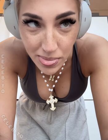 Full leaked Starletnova  page private onlyfans photo