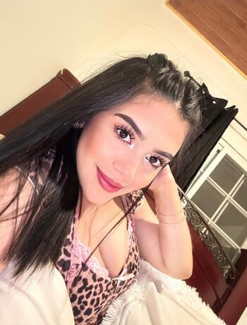Stefany Mendoza