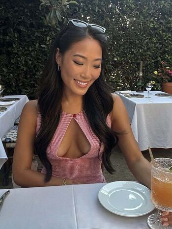 Stephanie Ro