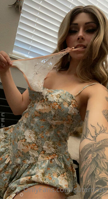 Stephanie Roozu