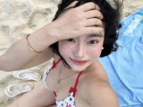 strawbeary_th