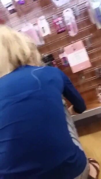 String Voyeur