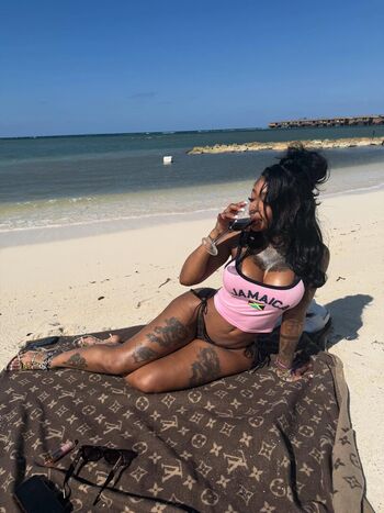 Full leaked Summer walker page private onlyfans photo