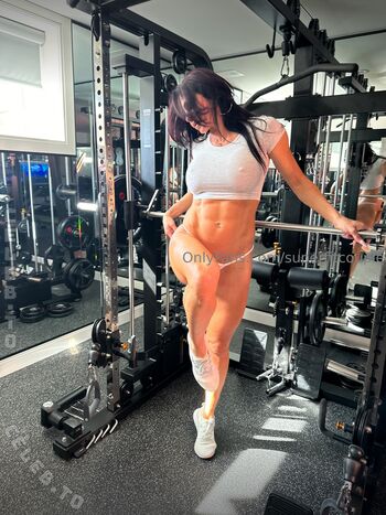 Full leaked Super fit couple page private onlyfans photo