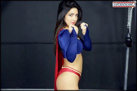 Superheroines