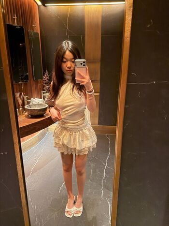sweetasianchick03
