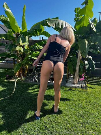 SwingerMom