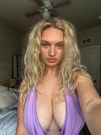Sydney Calhoun