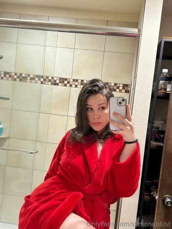 Full leaked Symone blust private onlyfans photo