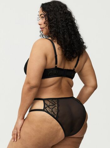 Tabria Majors
