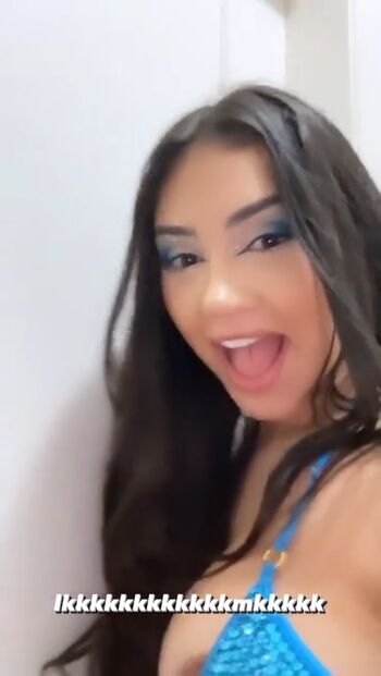 Taina Costa
