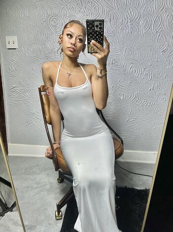 tameliaalexus