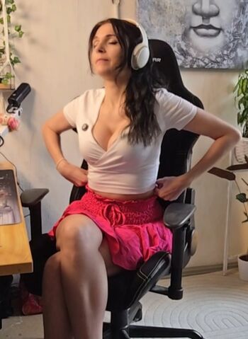 Full leaked Tania derveaux private onlyfans photo