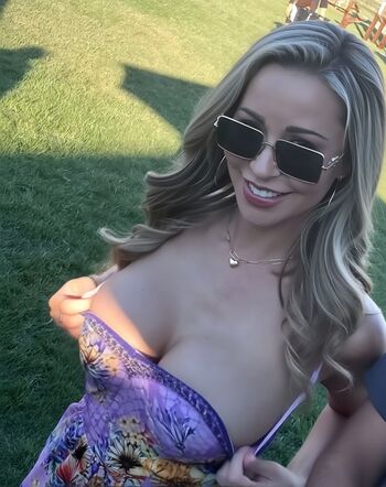 Tara Strong