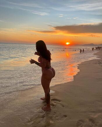 Full leaked Thatiane oliveira private onlyfans photo