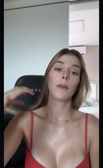 Full leaked Thays maran private onlyfans photo