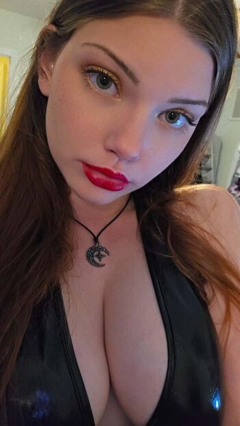 thefoxyfae