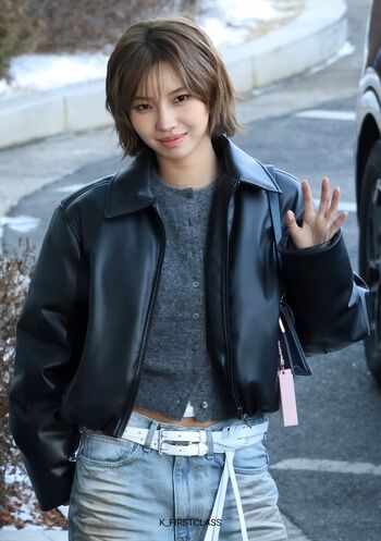 tiny.pretty.j