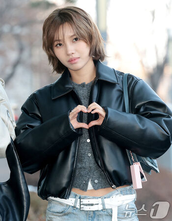 tiny.pretty.j