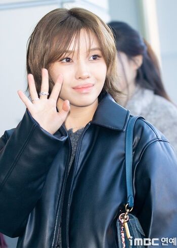 tiny.pretty.j