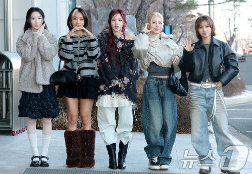 tiny.pretty.j