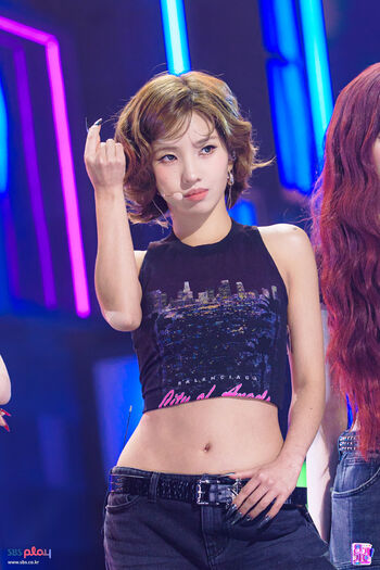 tiny.pretty.j