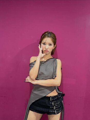 tiny.pretty.j