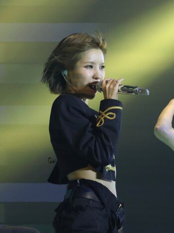 tiny.pretty.j