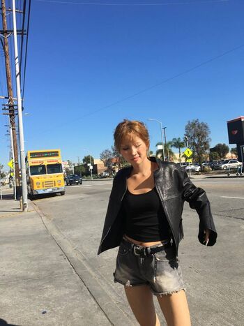 tiny.pretty.j