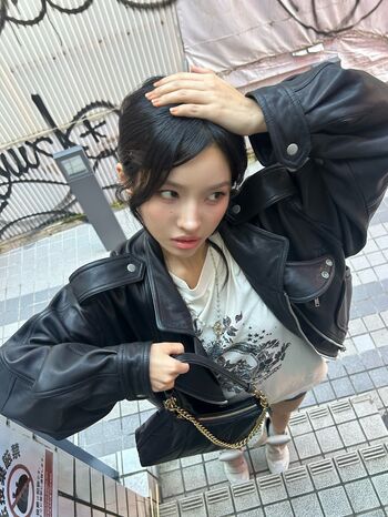 tiny.pretty.j