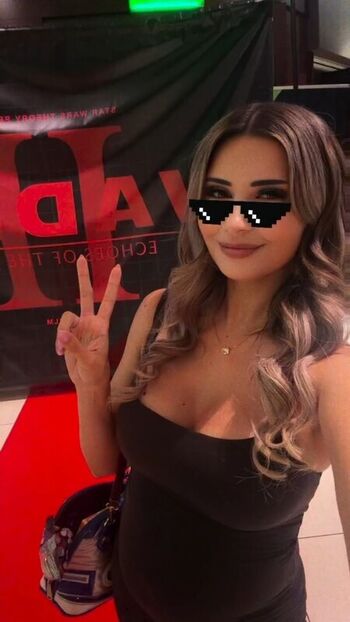 Full leaked Lisara/ private onlyfans photo