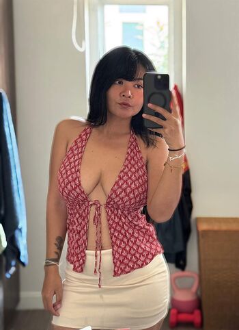 Full leaked Pervmom / private onlyfans photo